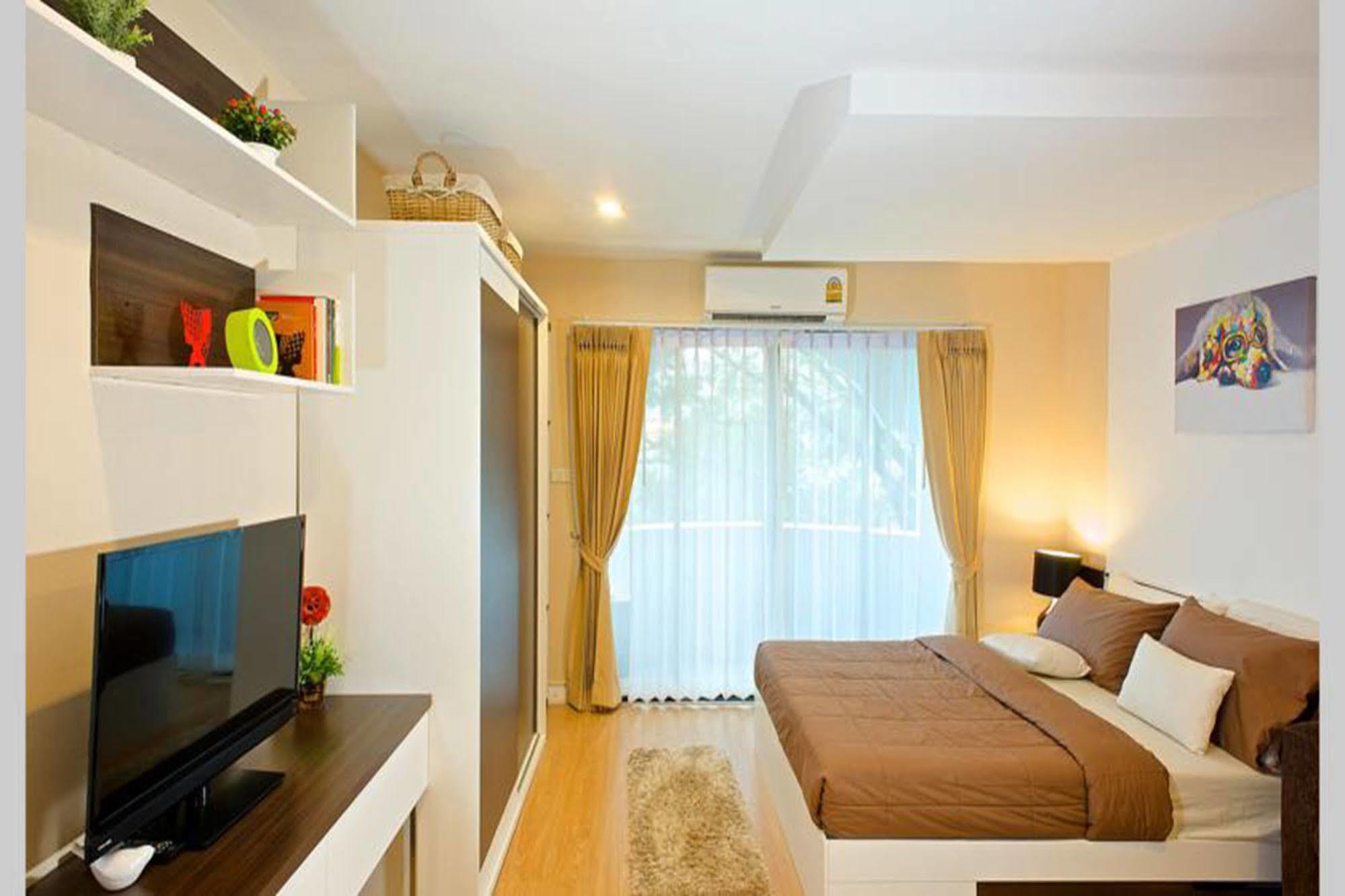 Sereno Airport Hotel Chiang Mai Exterior photo